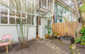 Gorgeous Home In Paris With Wifi
